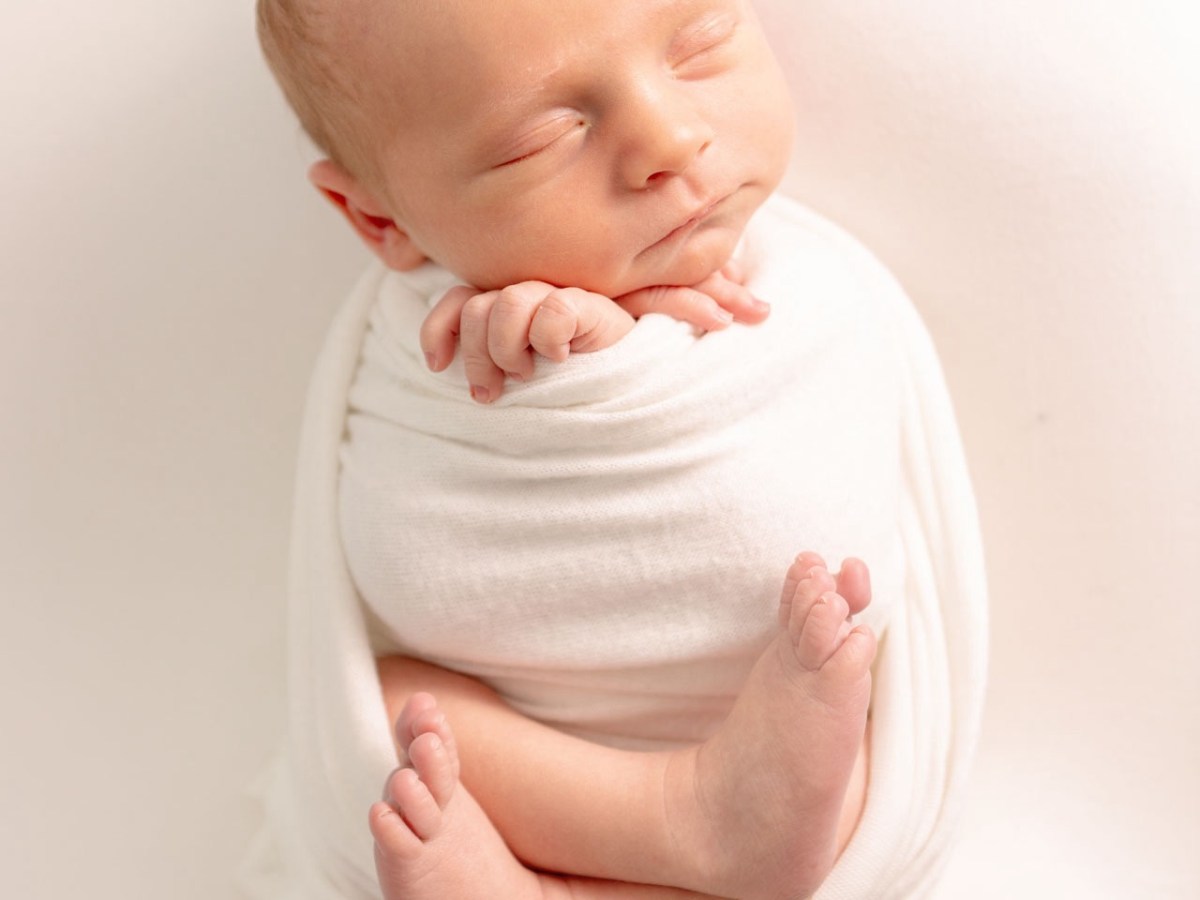 Preserving Memories: Dealing with Obsolescence in Photo&nbsp;Storage