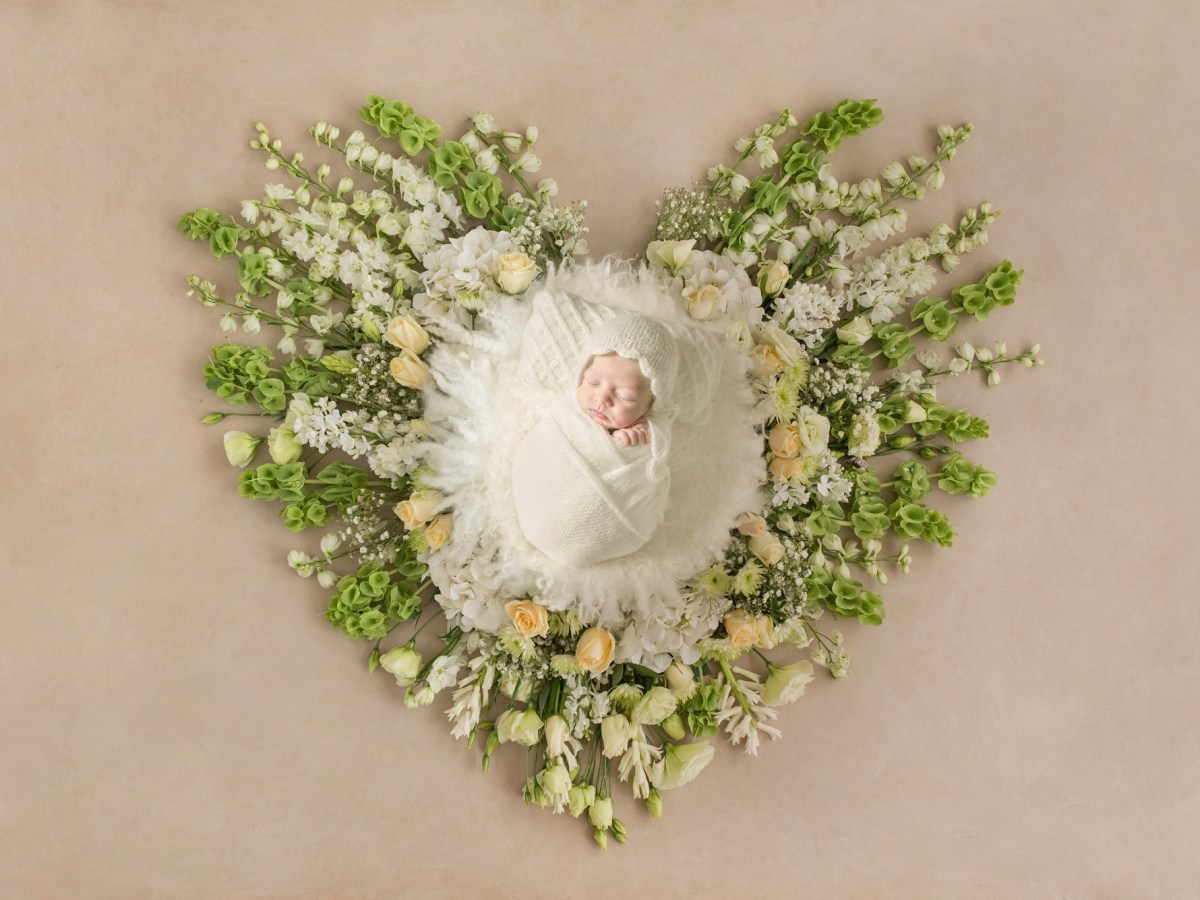 5 Reasons to Schedule Your Newborn Session&nbsp;Now