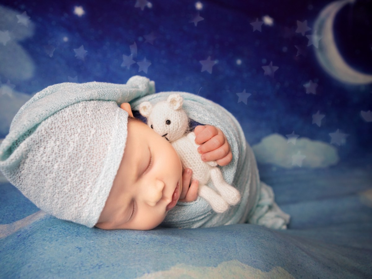 5 Things You Should Ask Before Hiring a Newborn Photographer for In-Home&nbsp;Sessions